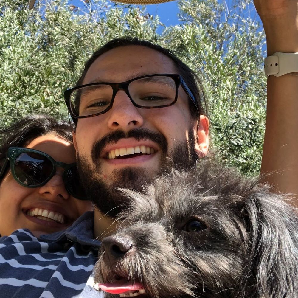 Meet your Posher, Xio